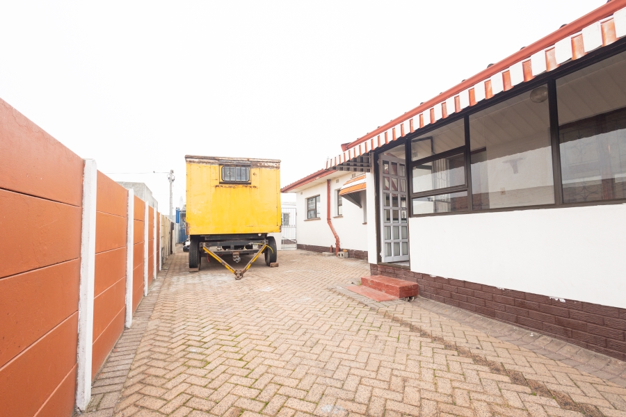 3 Bedroom Property for Sale in Ravensmead Western Cape